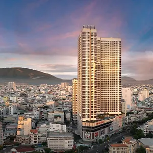 https://vinpearl-discovery-nha-trang-empire-condotel.nhatrangbesthotels.com