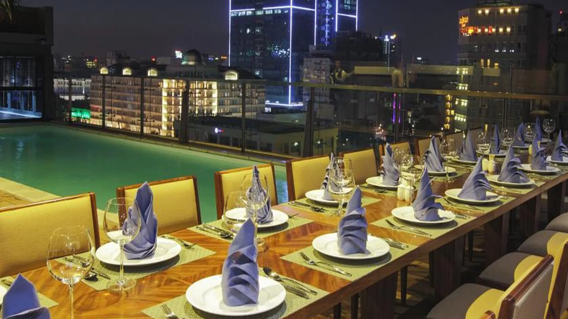 הו צ'י מין סיטי Ramada Encore By Wyndham Saigon D1 - Formerly M Boutique Hotel Saigon 4*, הו צ'י מין סיטי