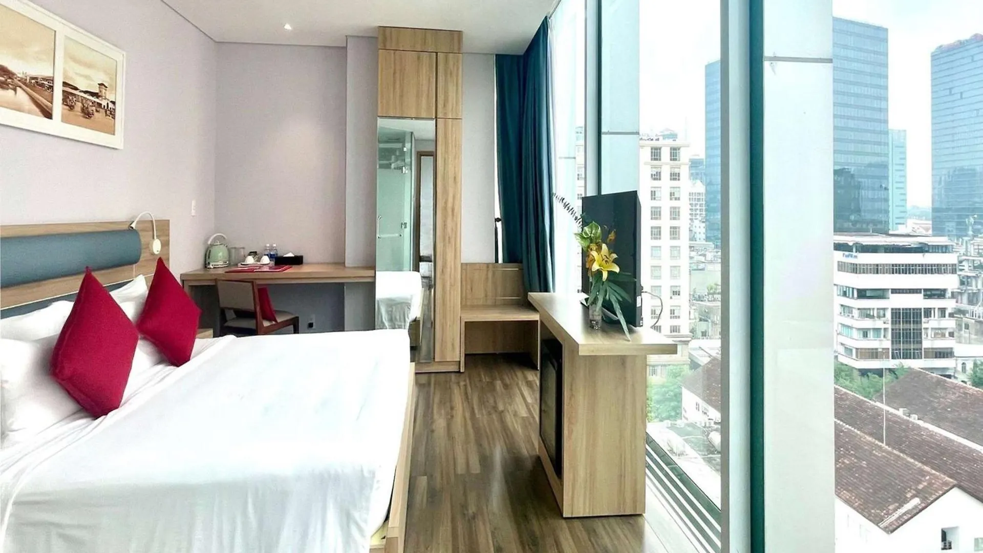 הו צ'י מין סיטי Ramada Encore By Wyndham Saigon D1 - Formerly M Boutique Hotel Saigon 4*, הו צ'י מין סיטי